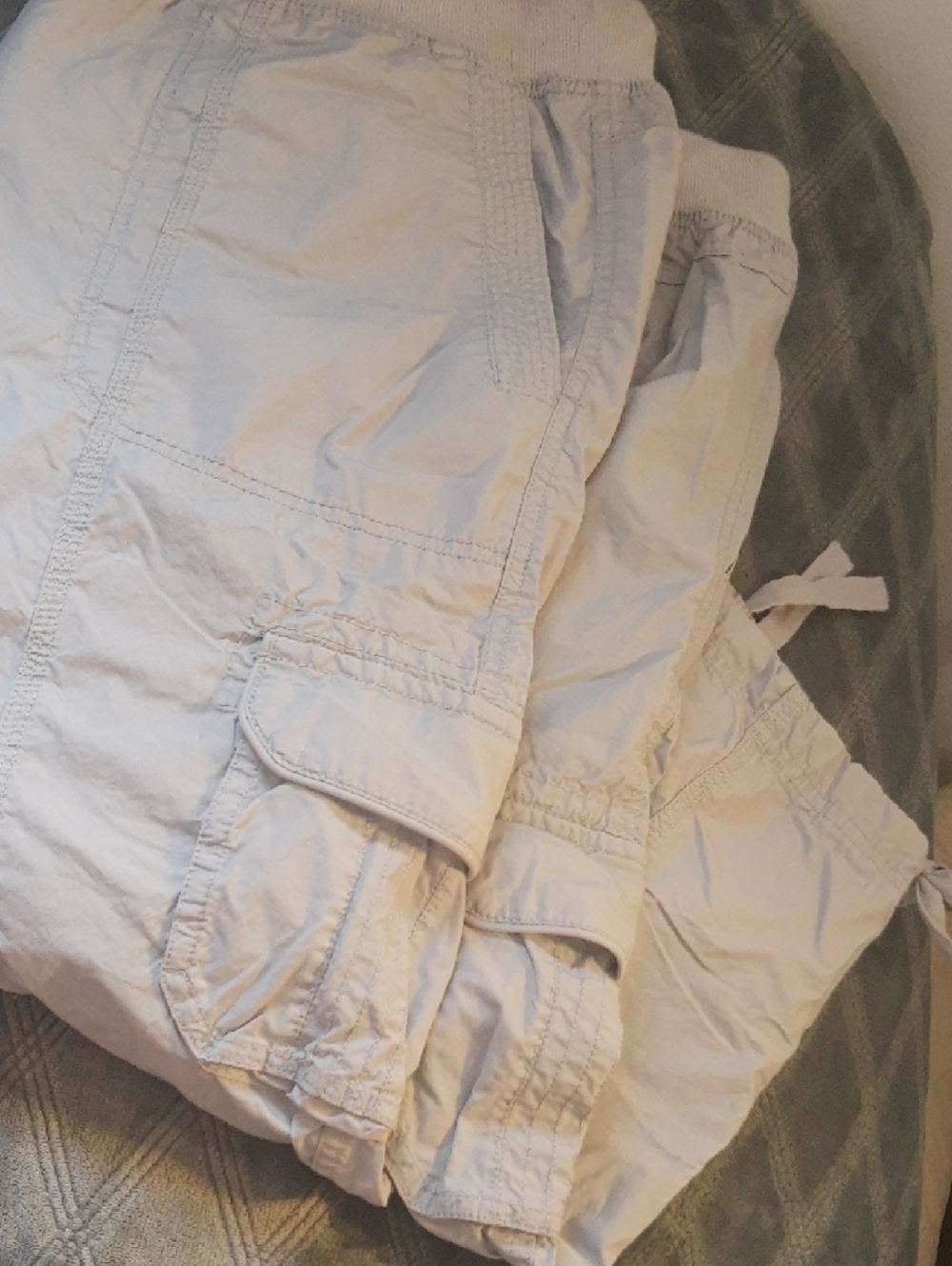 Calvin Klein Light Gray Cargo Capri Drawstring Pants - Picture 3 of 6